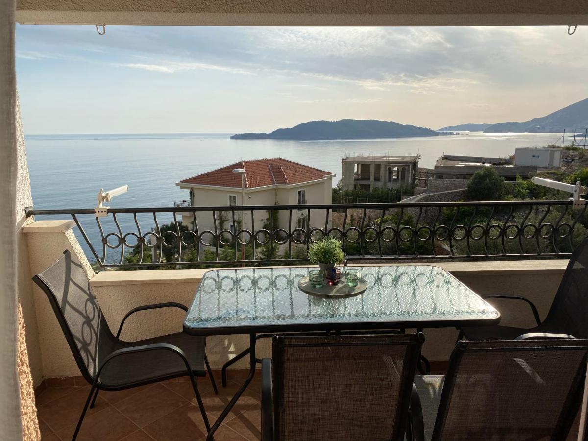 Apartment Blue Sveti Stefan Esterno foto